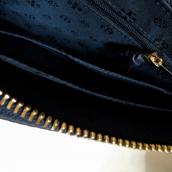 Tory Burch Navy Leather Wristlet - Picture 4 of 4